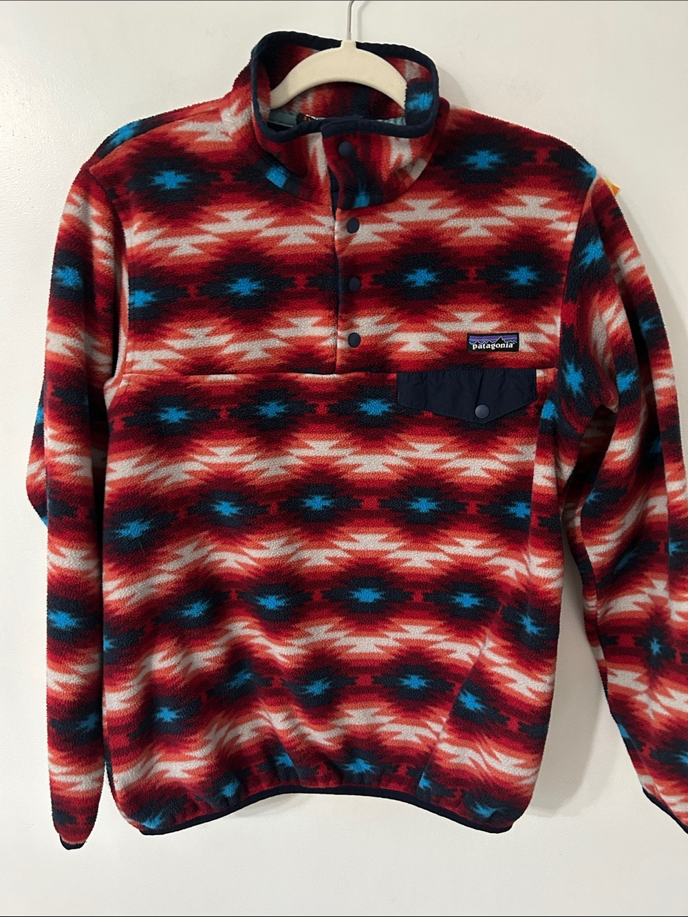 Patagonia Synchilla Fleece Pullover Women's Large Red/Blue Aztec Print Outdoor
